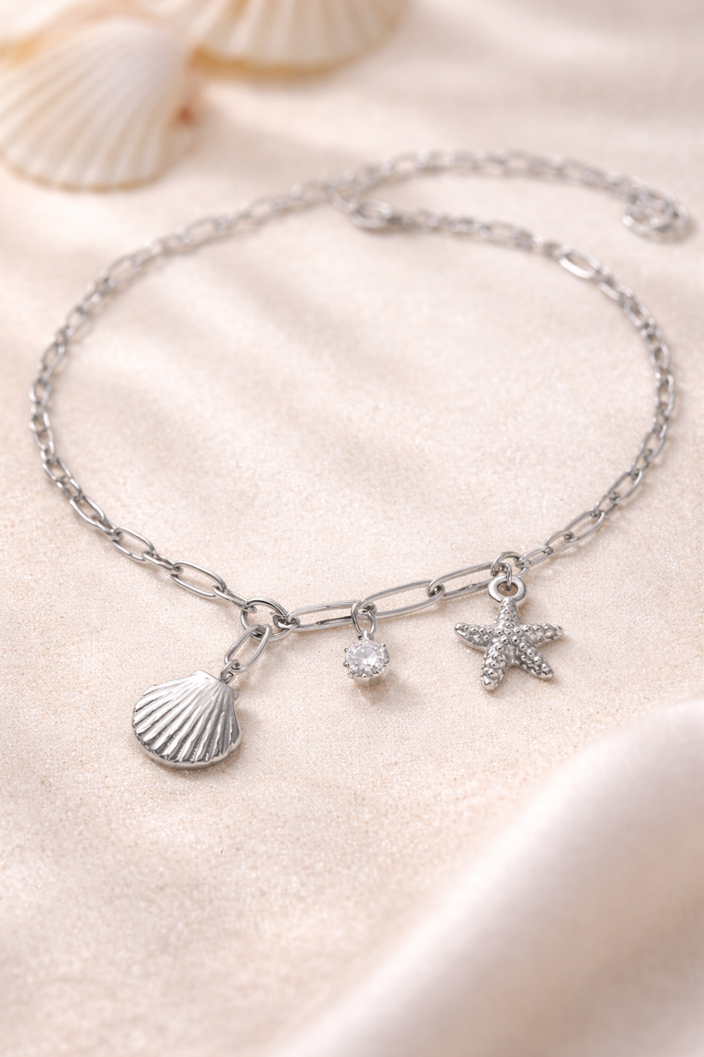 Silver Shell Zircon Necklace